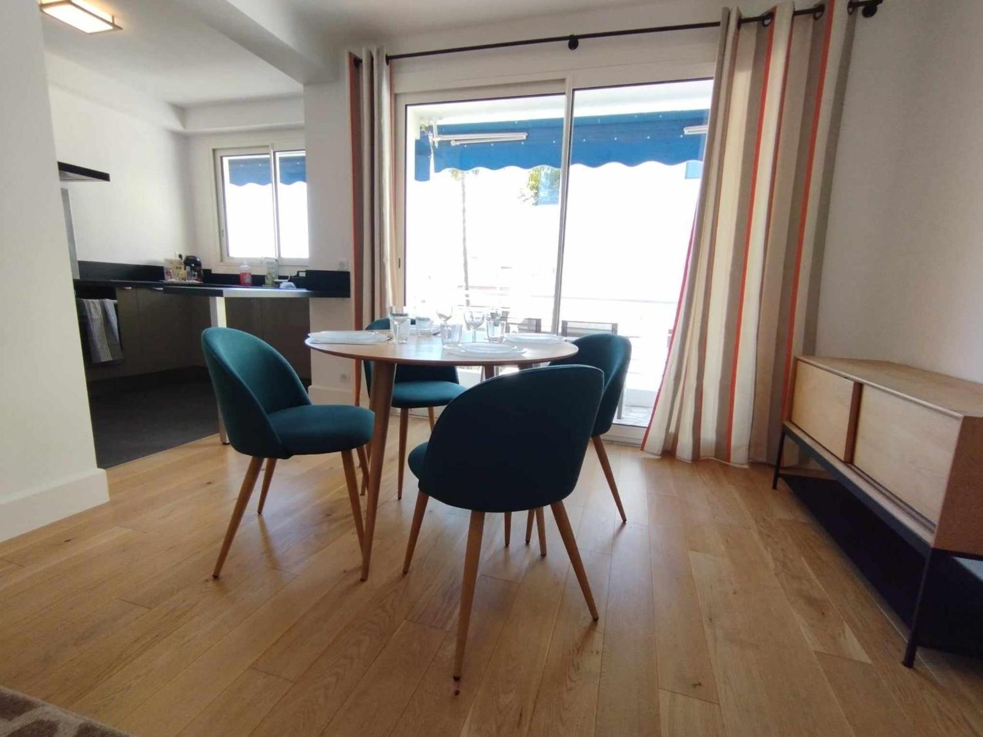 Appartement Pointe Croisette T2 2min A Pieds 46m2 Cannes